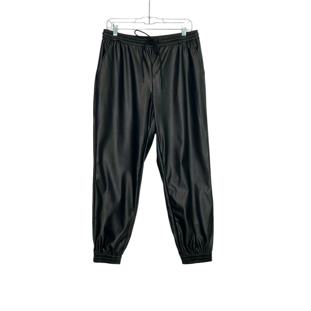 A New Day black faux leather pull on pants size Medium